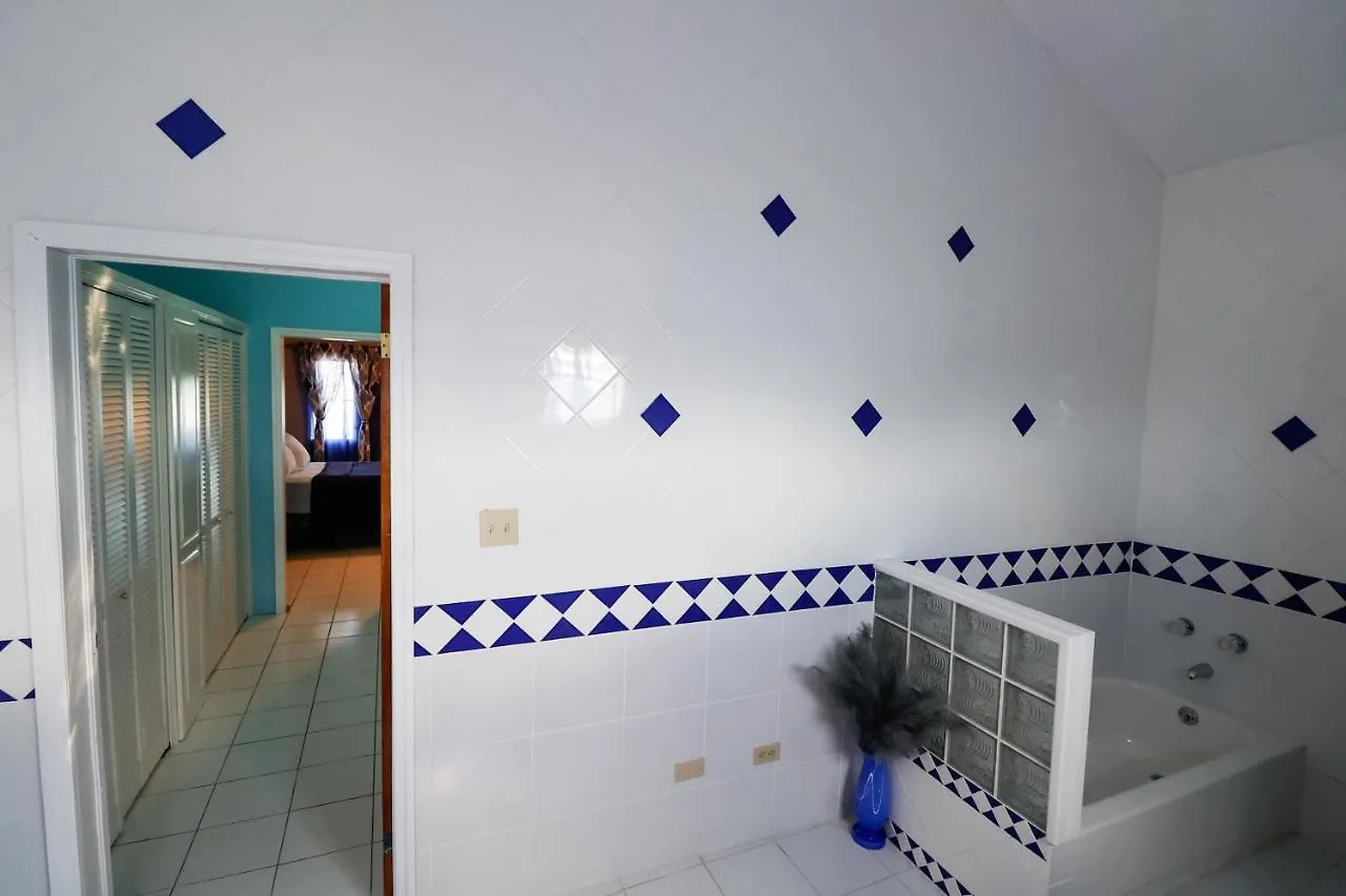 לינה וארוחת בוקר דה ואלי C&D Residential Penthouse
